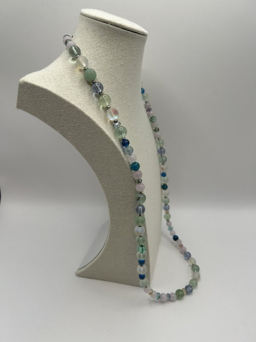 Vintage Glass Bead Necklace Pastel Green Blue Pink Long Silver Tone Cottagecore - Picture 9 of 9